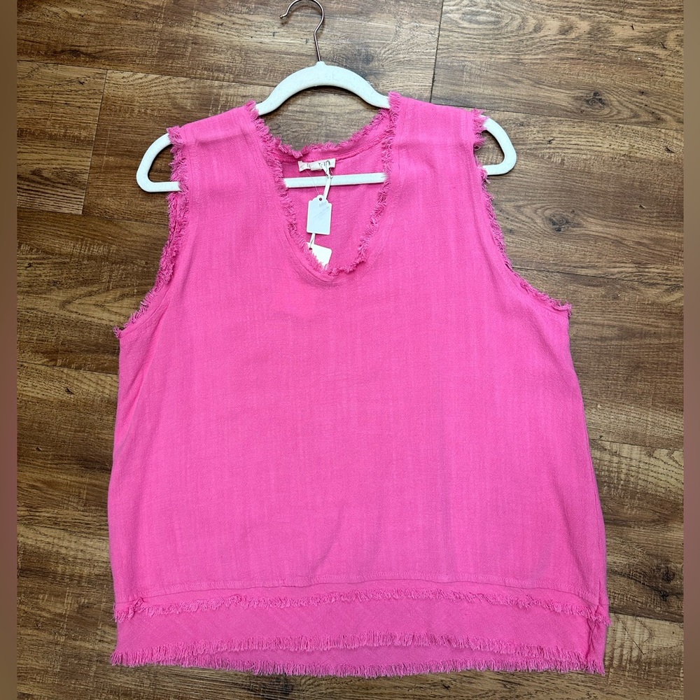 Linen Bubblegum casual pink sleeveless frayed top